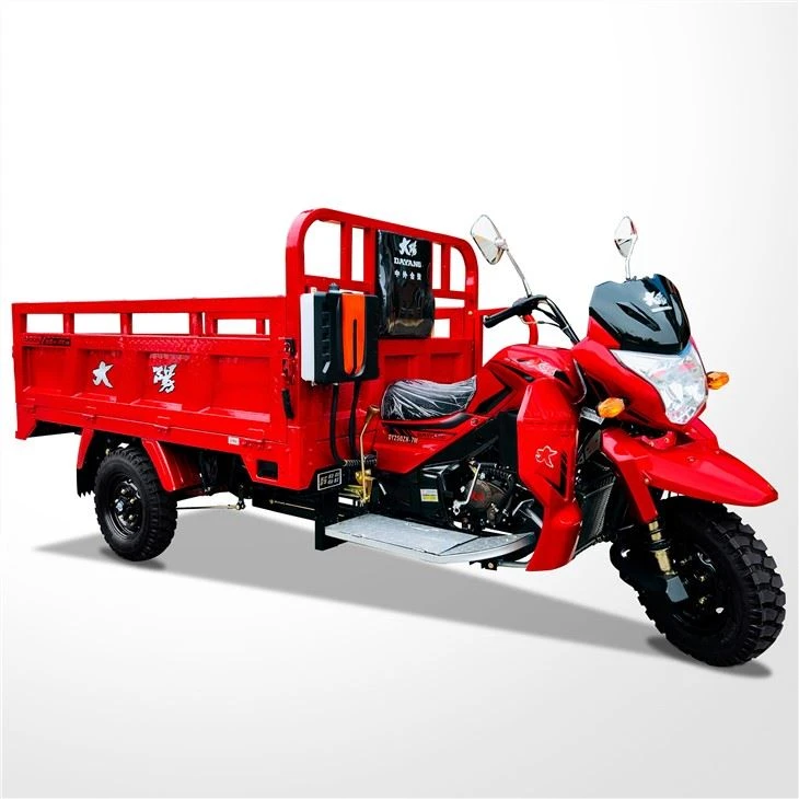 Sepeda Motor Roda Tiga Dengan Kotak Kargo